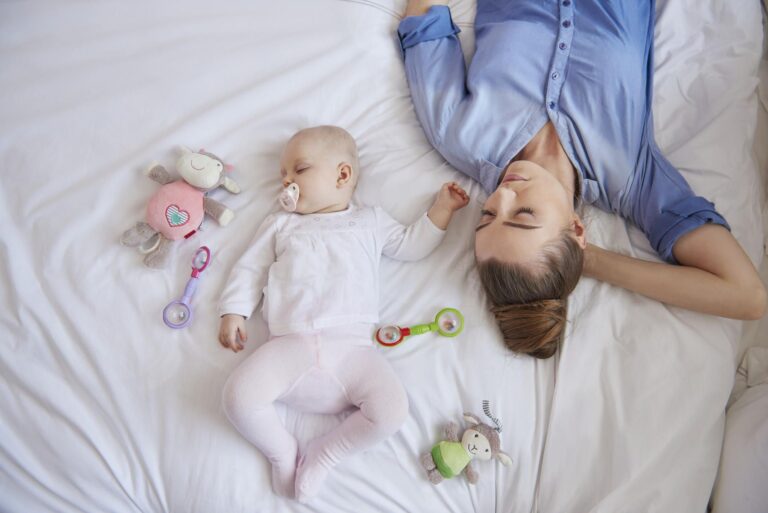 7 Easy Tips To Sleep More After Having A Newborn