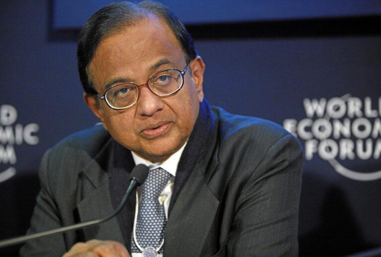 P.Chidambaram has accused the central budget of not giving special attention to the recovery of small and micro industries.